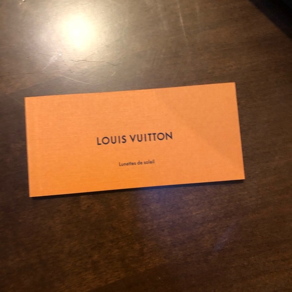 Louis Vuitton , Almost brand new. - Picture 2 of 7